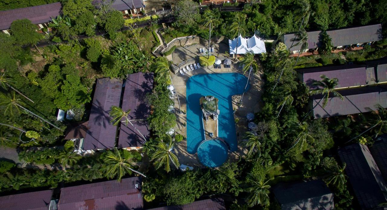 All Seasons Naiharn Phuket Hotel Nai Harn Exterior photo